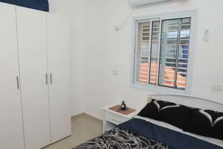 La Maison des Couples   בית ברבי