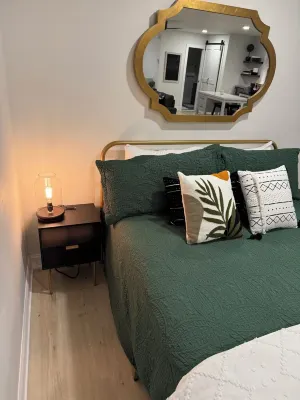 Cozy, new and modern guesthouse. Don’t get a hotel, get a VILLA!