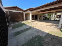 Casa a 90 Metros da Praia / Piscina / Sauna / Churrasqueira / Sinuca / Etc のホテル