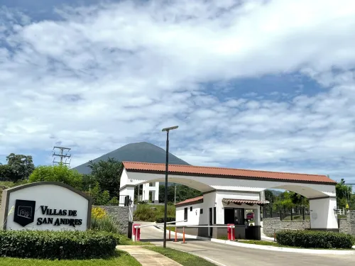 Beautiful house in the most exclusive área of San Miguel