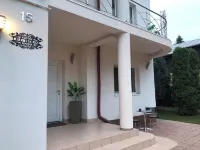 LILU HOUSE ,4-bedroom villa in peaceful Câmpina with WiFi Hotel a 