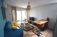 Charming little T2 downtown St-Gilles les bains Các khách sạn ở Saint-Gilles-les Bains