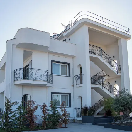 Viroga Suite Apartments