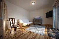 Historic Hawkes Apartment--downtown washburn, close to beaches, restaurants, etc