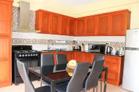 Cozy one bedroom apartment Hotels in Degazon