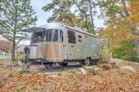 Airstream & Ocean View: Unique Gloucester Getaway - Ocean View