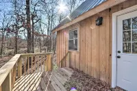 El Dorado Springs Cabin: Near Trails & Parks! - Wifi