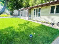 Completely Renovated Home in Parry Sound,with Full Kitchen, Laundry & Gazebo!