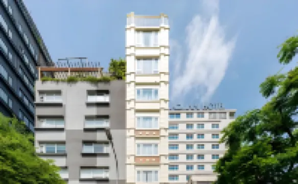 江戸家ホテル ビンコムセンター周辺のホテル