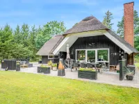 "Arttu" - 2.4km from the Sea