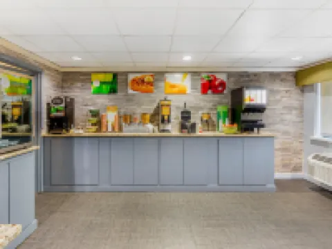 クオリティ イン アンド スイーツ ローリー ダーラム エアポート ケーリーのホテル