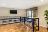 Best Western Plus Pleasanton Inn Hotels in Pleasanton
