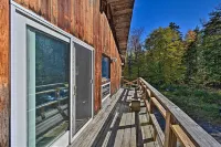 Remote Cabin w/ Fire Pit: 3 Miles to Stowe Mtn! - Lemmikkieläimet sallittu
