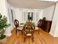 Beautiful and Cozy Department. First Floor with Parking. Pet Friendly.