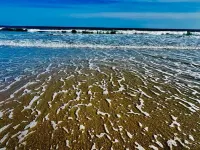 Narrow River Gem Kayaks Mins to Gansett Beach Central AC Fenced-in Yard Location