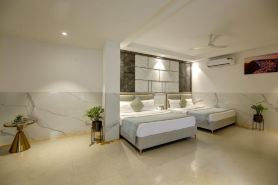 Airport Hotel Ivy