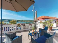 Apartment Marjan - One Bedroom Apartment with shared Terrace Hotels in Krusevo