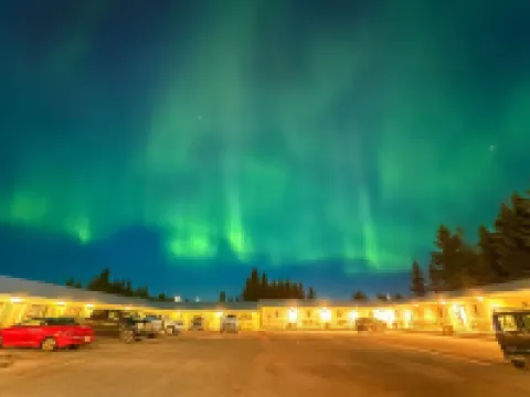 Lamplighter Inn Hotels in Three Hills