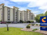 Comfort Inn & Suites Airport Hotels in Little Rock
