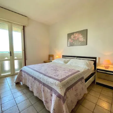 Relax in Our Seaview Flat