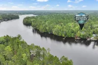 Rogers' Retreat - On The Eagle River Chain With Boat Rental