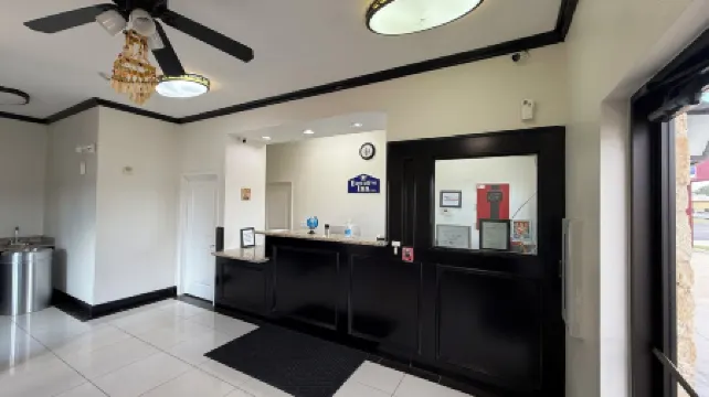 Executive Inn and Suites