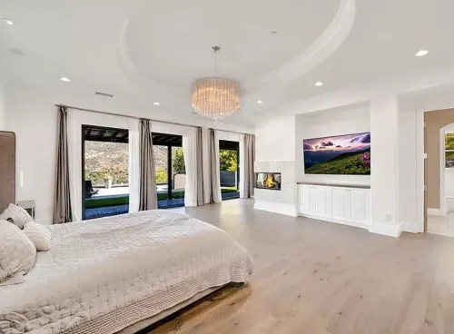 Amazing villa with stunning views! Hotels in Tarzana