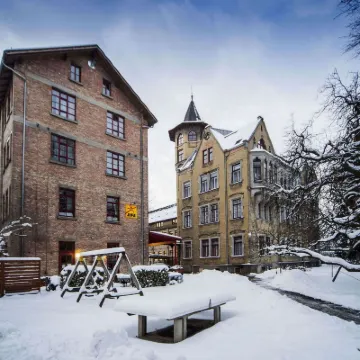 Jufa Hotel Bregenz Hotels near Pfander