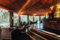 八角形小屋飯店