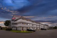 Red Roof Inn Jackson Downtown - Fairgrounds Hotels near Jackson State University