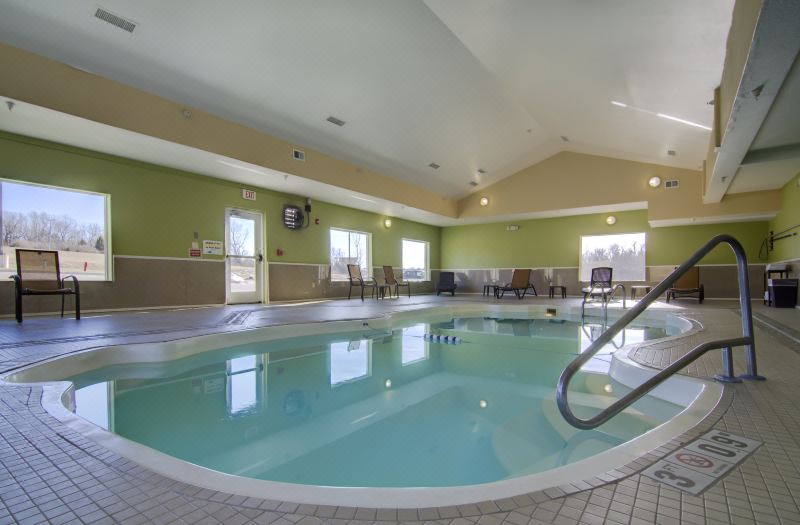 Holiday Inn Express & Suites Kansas City Sport Complex Area by IHG photo 3