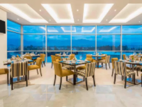 Four Points by Sheraton Cuenca Hoteles en Cuenca