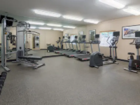 แคนเดิลวูด สวีทส์ เอเธนส์ บาย IHG โรงแรมในเอเธนส์