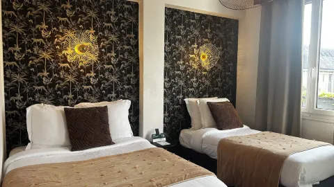 Hôtel le Boeuf Couronné Chartres - Logis Hotels in Chartres