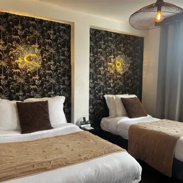 勒堡夫庫羅訥酒店 鄰近鮭魚屋的酒店