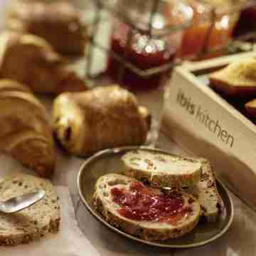 Ibis Birmingham Bordesley Circus Dining/Meeting Rooms