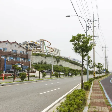 Yeosu M Drive-in Self Check-in Motel