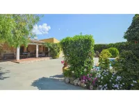 Cottage in Buger with Private Pool & Views