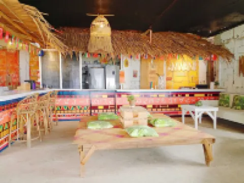 阿姆瓦尼海灘營地