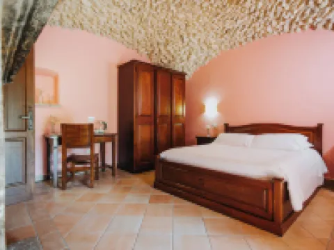 鄉村村莊七橡樹 伊塞爾尼亞省酒店