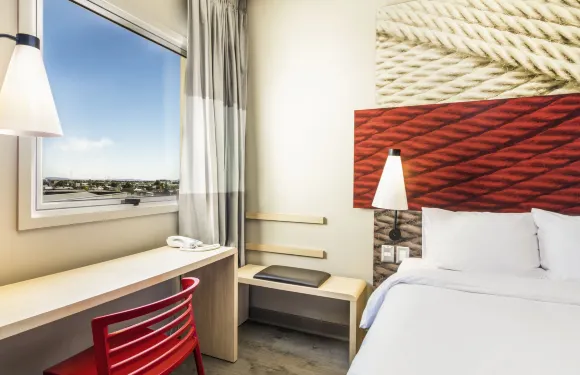 宜必思卡拉馬酒店