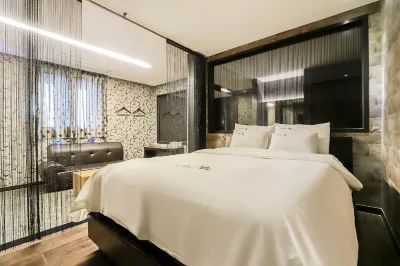 W1 Hotel Paju Hotel in zona Tomba Reale di Jangneung