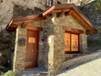 Wuau! Apartaments Font del Poble Hotels in Ransol