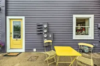 Downtown Grand Haven Apt < 1 Mi to Lake Michigan