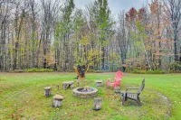 High Peak Heaven Cozy Log Cabin on 1 Acre! - Spa