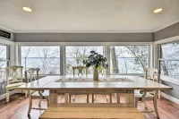 Waterfront Cottage on Sawmill Bay w/ Deck! - WiFi