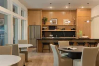 Landing Apartments - Oakwood Hotels in Oakwood
