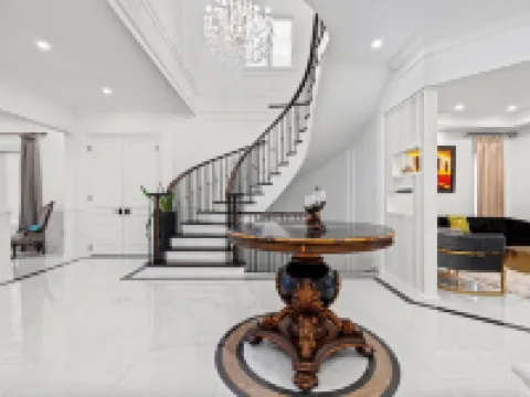 GLOBALSTAY Luxury 4-Bedroom House near Wonderland with Free Parking Hoteles en Vaughan