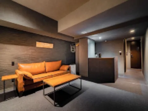 大阪難波蘭朵套房酒店