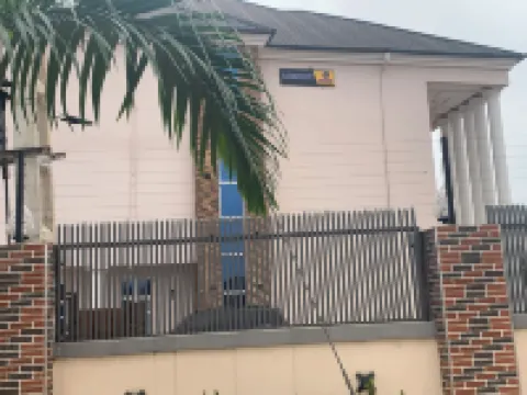 Comfort Kul Suites Hotéis em Agbor